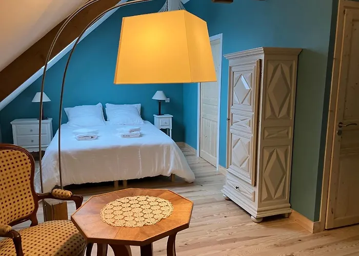 La Velogirouette Holiday home Feuguerolles-Bully